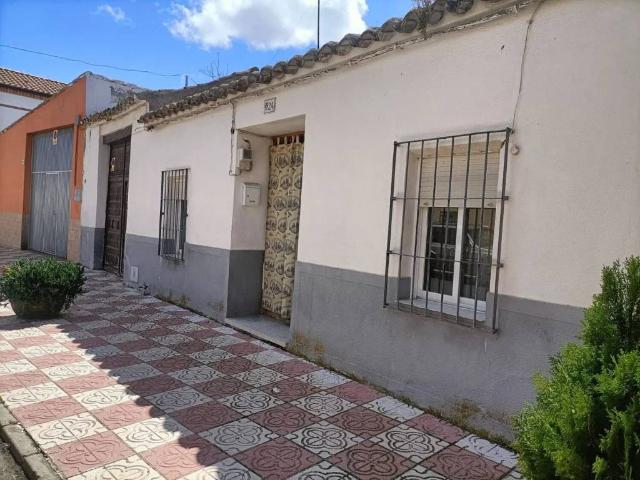 Casa en venta en Manzaneque