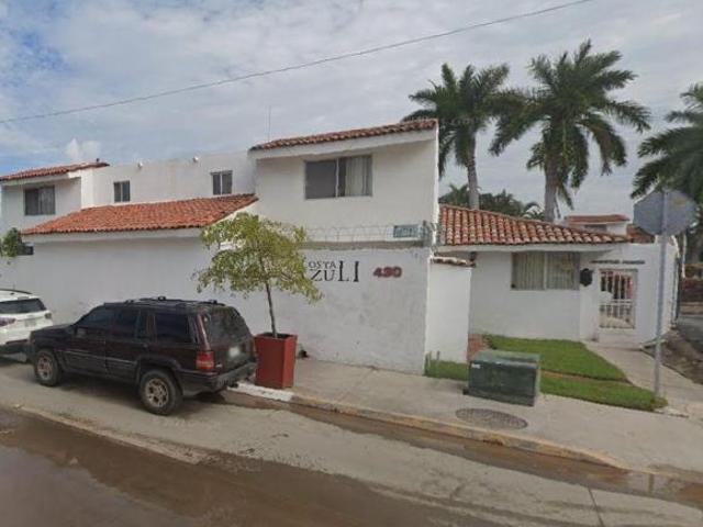 Casa en venta en Manzanillo, Colima