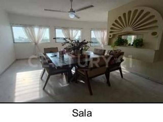 Casa en venta en Manzanillo, Colima
