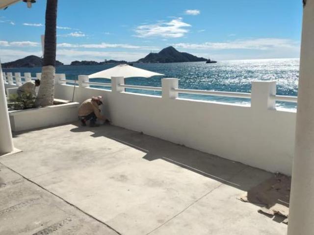 Casa en venta en Manzanillo Frente a la Playa