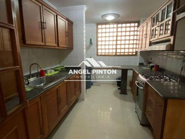 Casa en venta en Cacique Mara, Maracaibo
