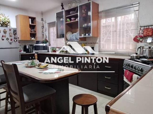 Casa en venta en Cacique Mara, Maracaibo