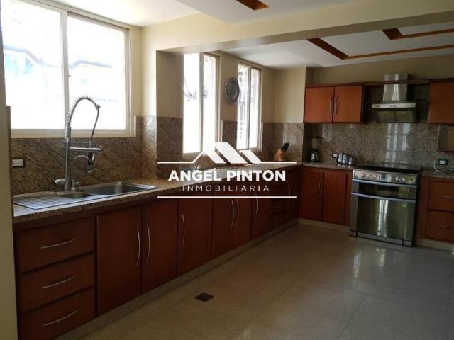 Casa en venta en Cacique Mara, Maracaibo