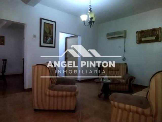 Casa en venta en Cacique Mara, Maracaibo