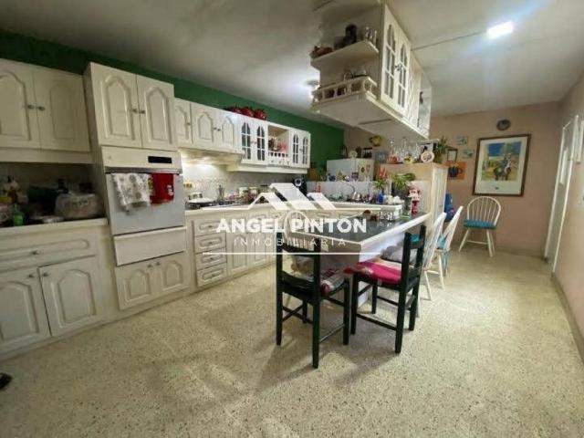 Casa en venta en Cacique Mara, Maracaibo