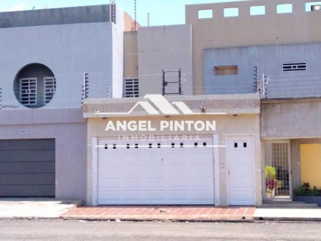 Casa en venta en Cacique Mara, Maracaibo
