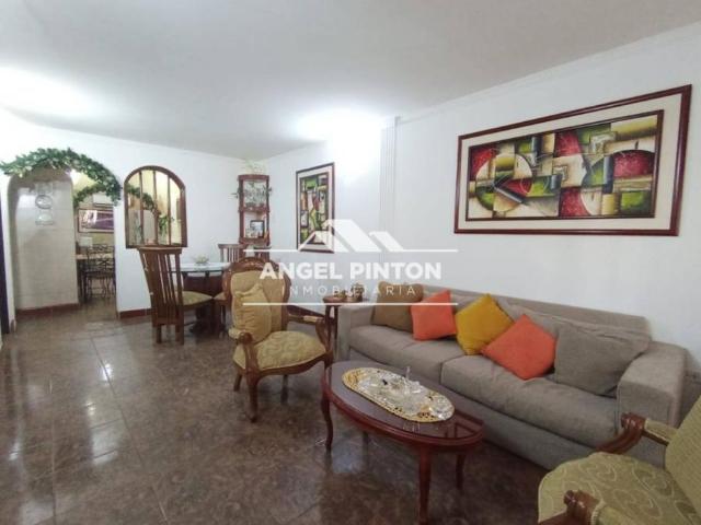 Casa en venta en Cacique Mara, Maracaibo