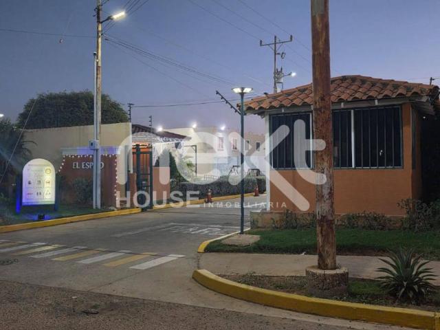 Casa en venta en Cacique Mara, Maracaibo