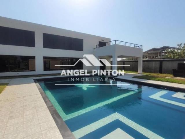 Casa en venta en Cacique Mara, Maracaibo