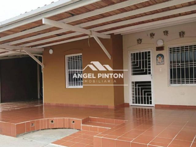 Casa en venta en Cacique Mara, Maracaibo