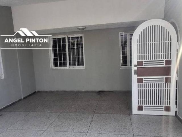 Casa en venta en Cacique Mara, Maracaibo