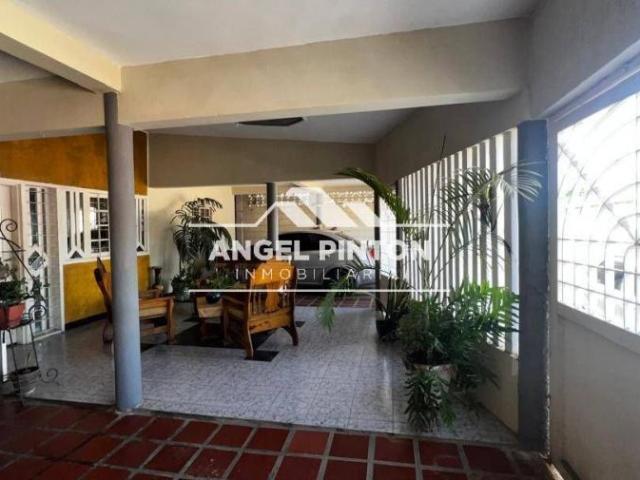 Casa en venta en Cacique Mara, Maracaibo