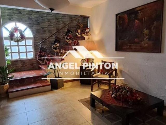 Casa en venta en Cacique Mara, Maracaibo