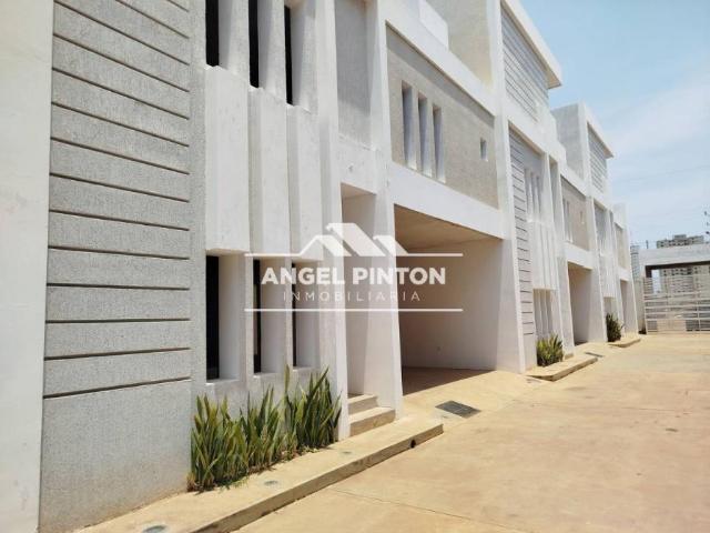 Casa en venta en Cacique Mara, Maracaibo