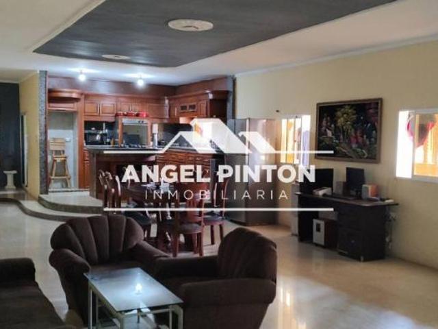 Casa en venta en Cacique Mara, Maracaibo