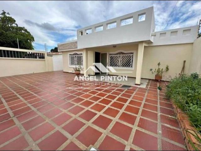 Casa en venta en Cacique Mara, Maracaibo