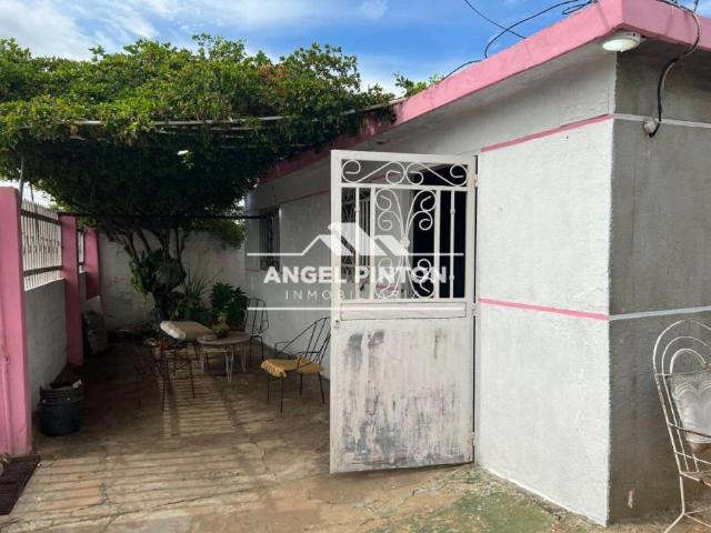 Casa en venta en Antonio Borjas Romero, Zulia