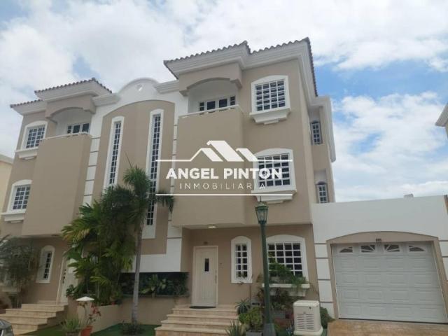 Casa en venta en Cacique Mara, Maracaibo