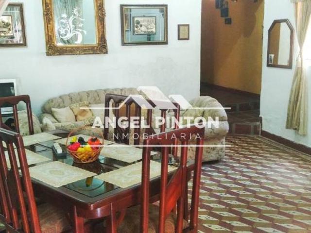 Casa en venta en Cacique Mara, Maracaibo