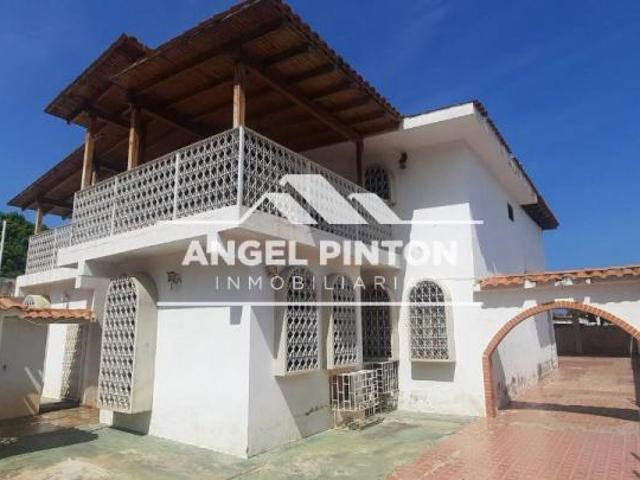 Casa en venta en Cacique Mara, Maracaibo