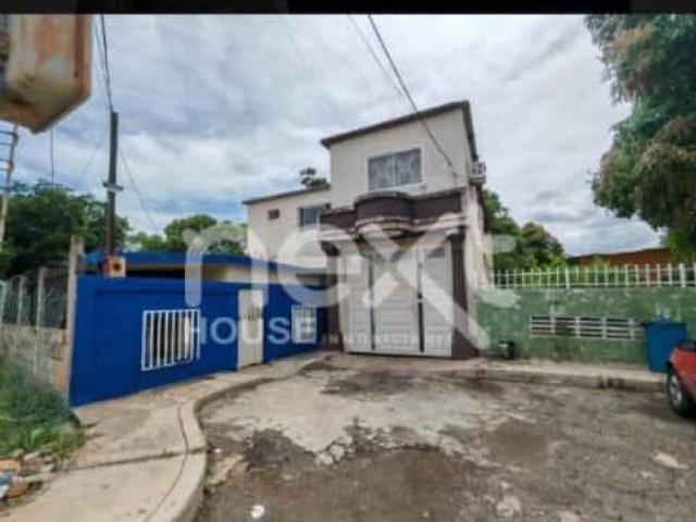 Casa en venta en Cacique Mara, Maracaibo