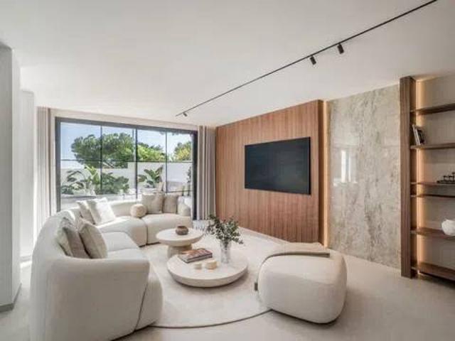 Casa en venta en Nueva Andalucía, Costa del Sol Occidental