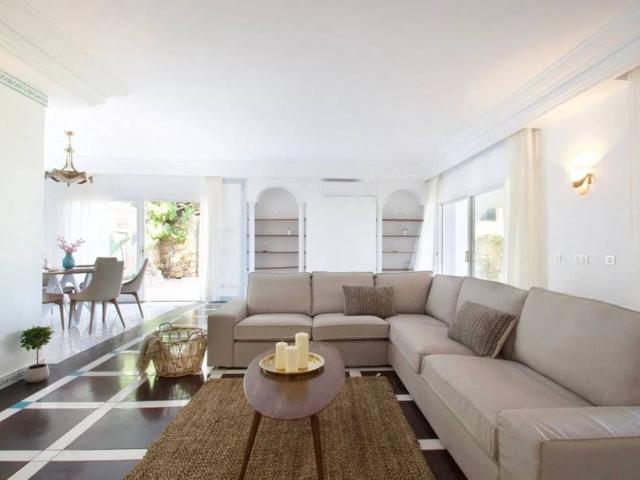 Casa en venta en La Carolina, Costa del Sol Occidental