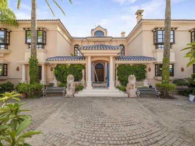 Casa en venta en Nueva Andalucía, Costa del Sol Occidental
