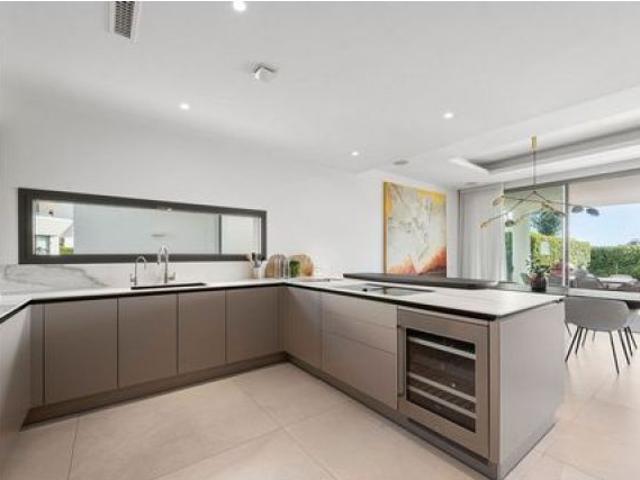 Casa en venta en Nueva Andalucía, Costa del Sol Occidental