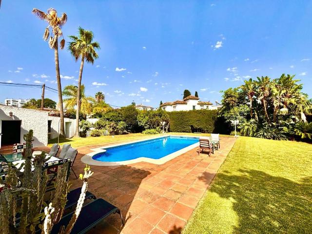 Casa en venta en Marbella, Málaga