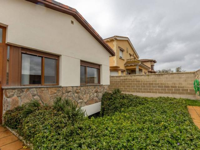 Casa en venta en Martín Muñoz De La Dehesa