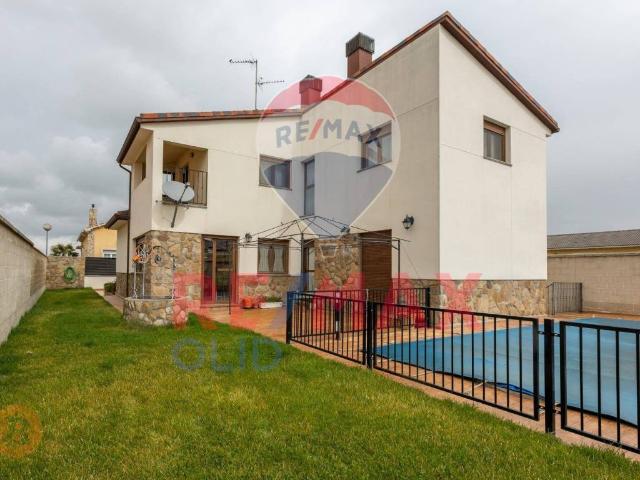 Casa en venta en Martín Muñoz De La Dehesa