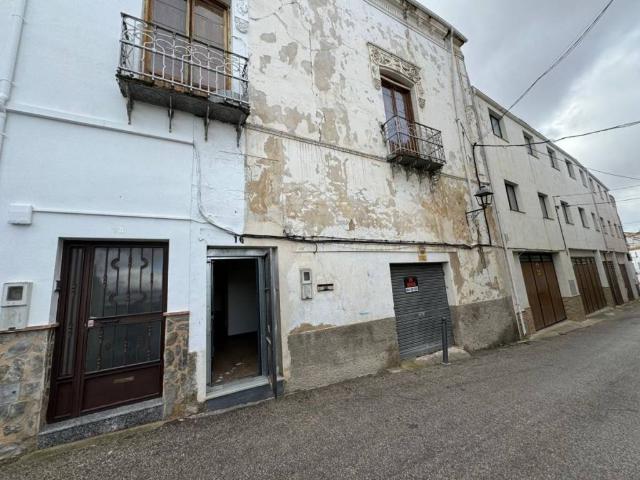 Casa en venta en Martos, Andalucía
