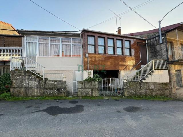 Casa en venta en Maside, Ourense