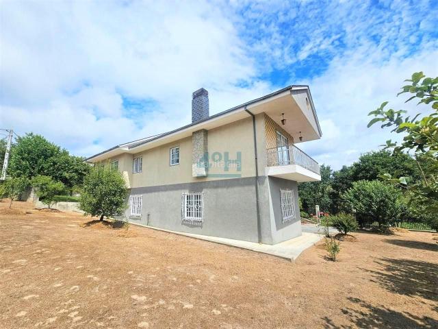 Casa en venta en Maside, O Carballiño