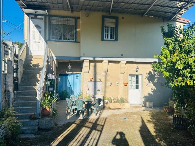 Casa en venta en Maside, O Carballiño