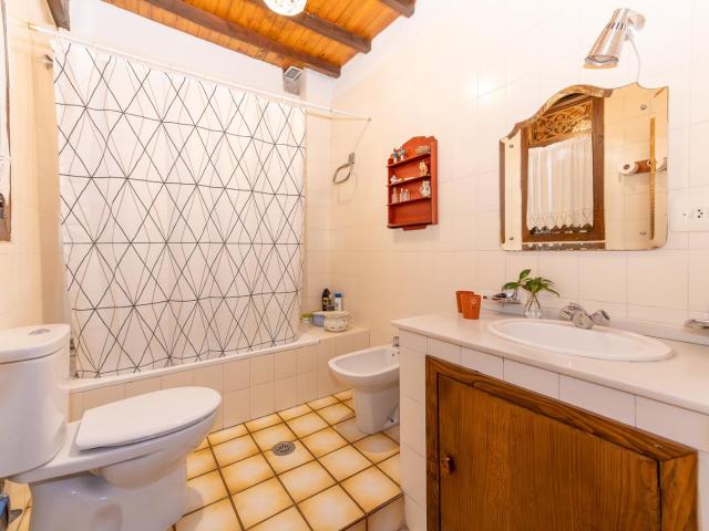 Casa en venta en Maside, O Carballiño