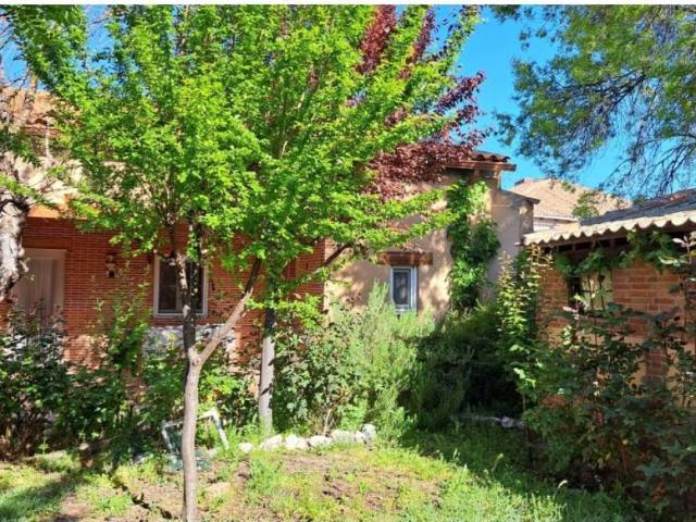 Casa en venta en Matapozuelos, Valladolid