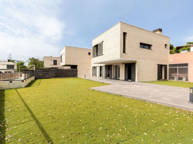 Casa en venta en Rocafonda, Maresme