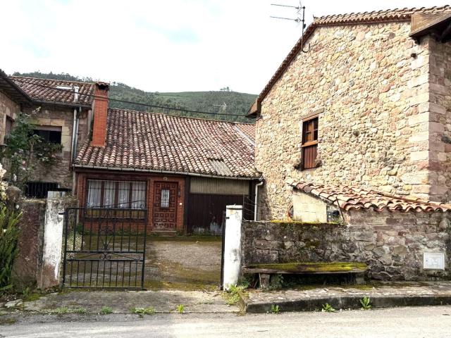Casa en venta en Mazcuerras