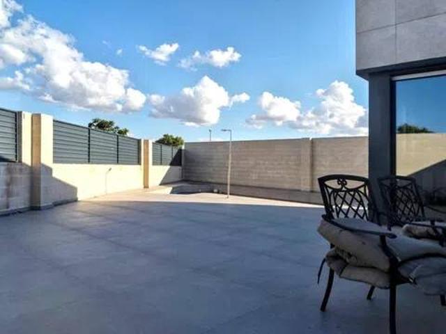 Casa en venta en Meco, Madrid