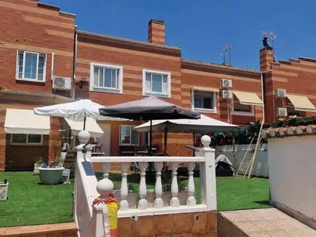 Casa en venta en Meco, Madrid