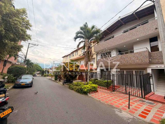 Casa en venta en Miravalle, Medellín