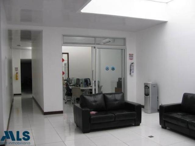 Casa En Venta En Medellin En Prado V344699