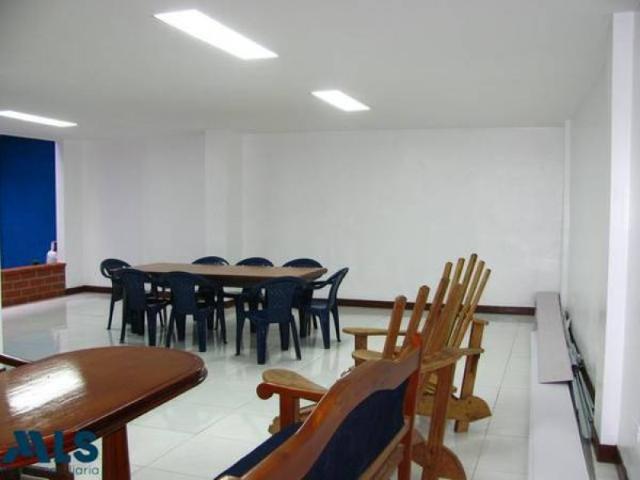Casa En Venta En Medellin En Prado V344699