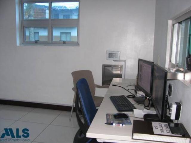 Casa En Venta En Medellin En Prado V344699