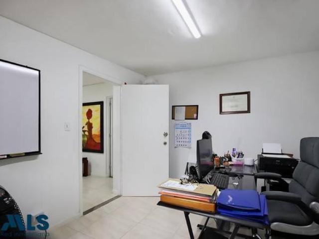 Casa En Venta En Medellin En Rosales V321927