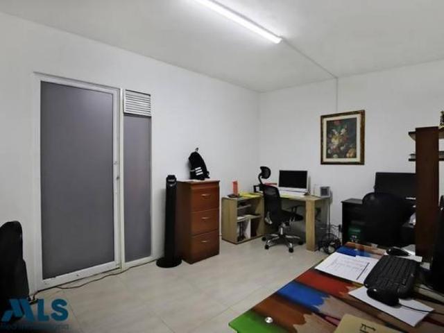 Casa En Venta En Medellin En Rosales V321927