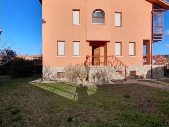 Casa en venta en Pomar, Medina De Pomar