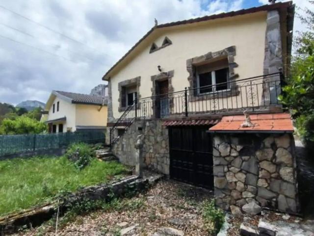 Casa en venta en Medina De Pomar, Castilla y León